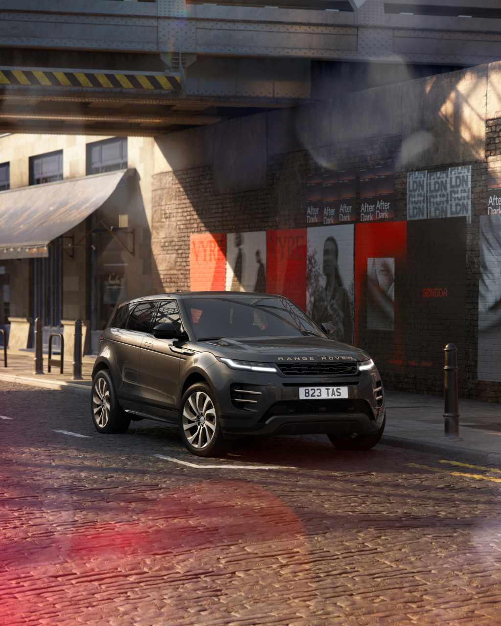 2026 Range Rover Evoque luxury crossover optimized for urban driving